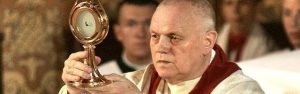 En Legnica, una ciudad de unos 100.000 habitantes en Polonia, se produjo en 2013 un impresionante milagro eucarístico con una hostia sangrante y cuyo tejido una vez analizado correspondía con un corazón humano que había sufrido mucho.