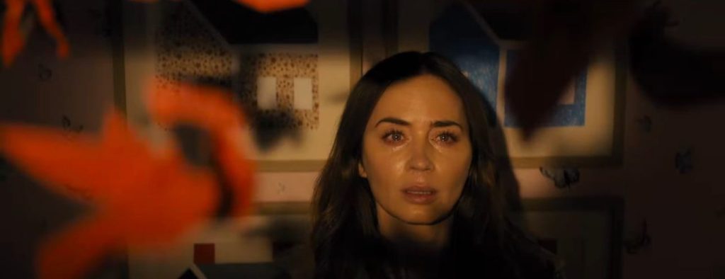 La doctora interpretada por Emily Blunt, meteoróloga de prestigio, observa un cielo que ya no responde a ningún modelo conocido. En Disclosure Day, la ciencia de lo cotidiano es la primera en advertir que algo ha cambiado.